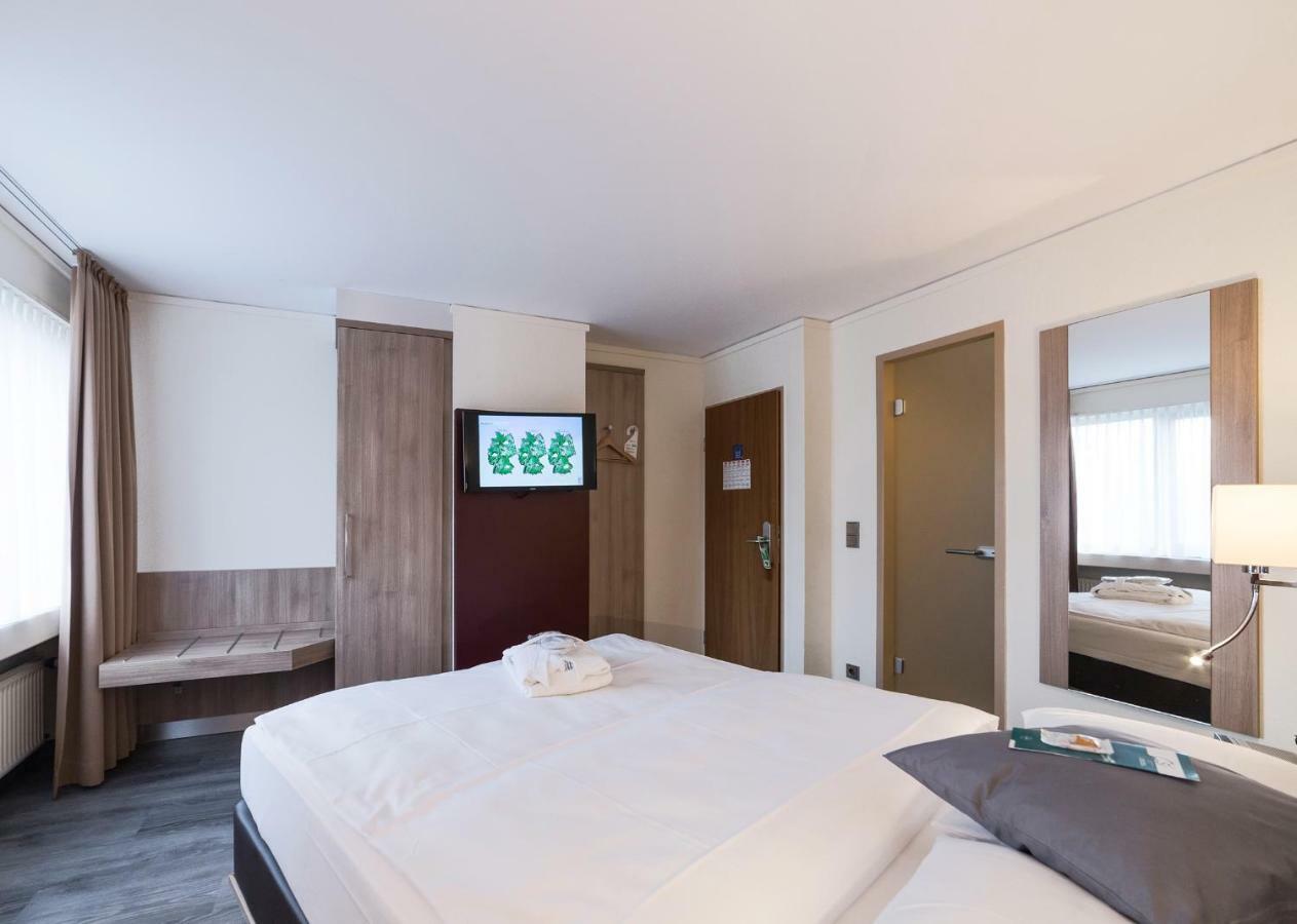 בון Hotel Gustav-Stresemann-Institut מראה חיצוני תמונה