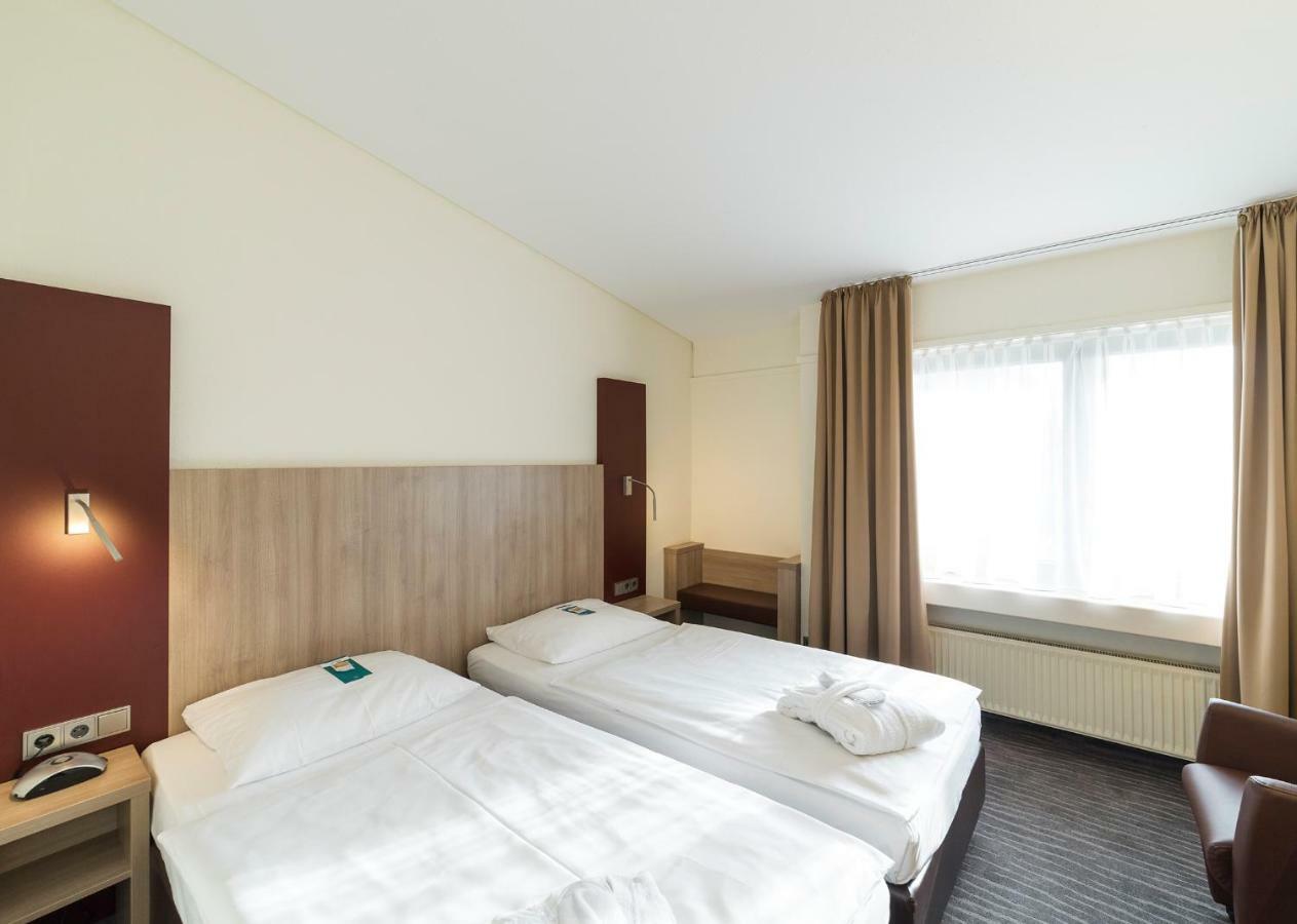 בון Hotel Gustav-Stresemann-Institut מראה חיצוני תמונה